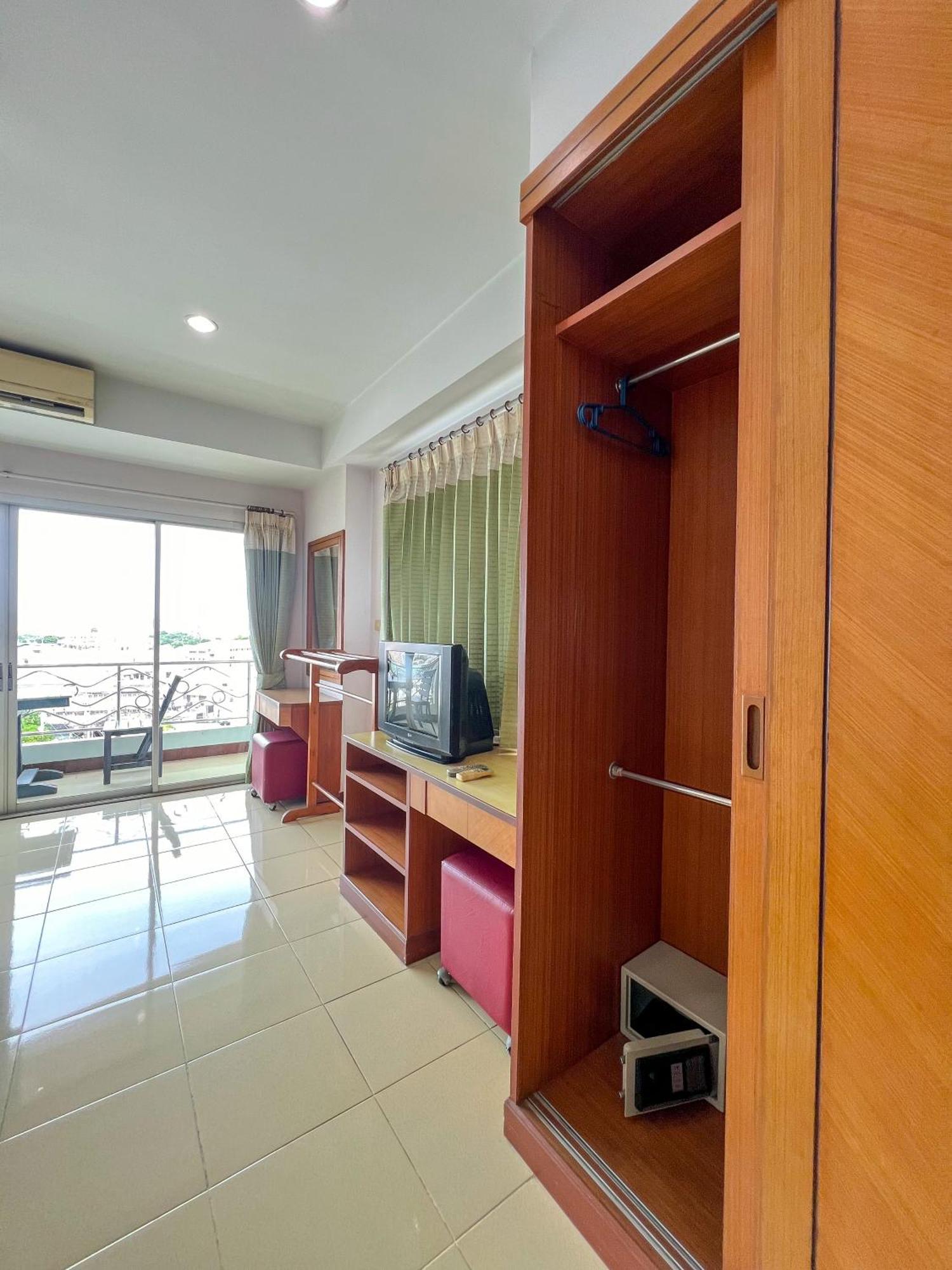 Pattara Mansion พัทยา Hotel Pattaya Bagian luar foto