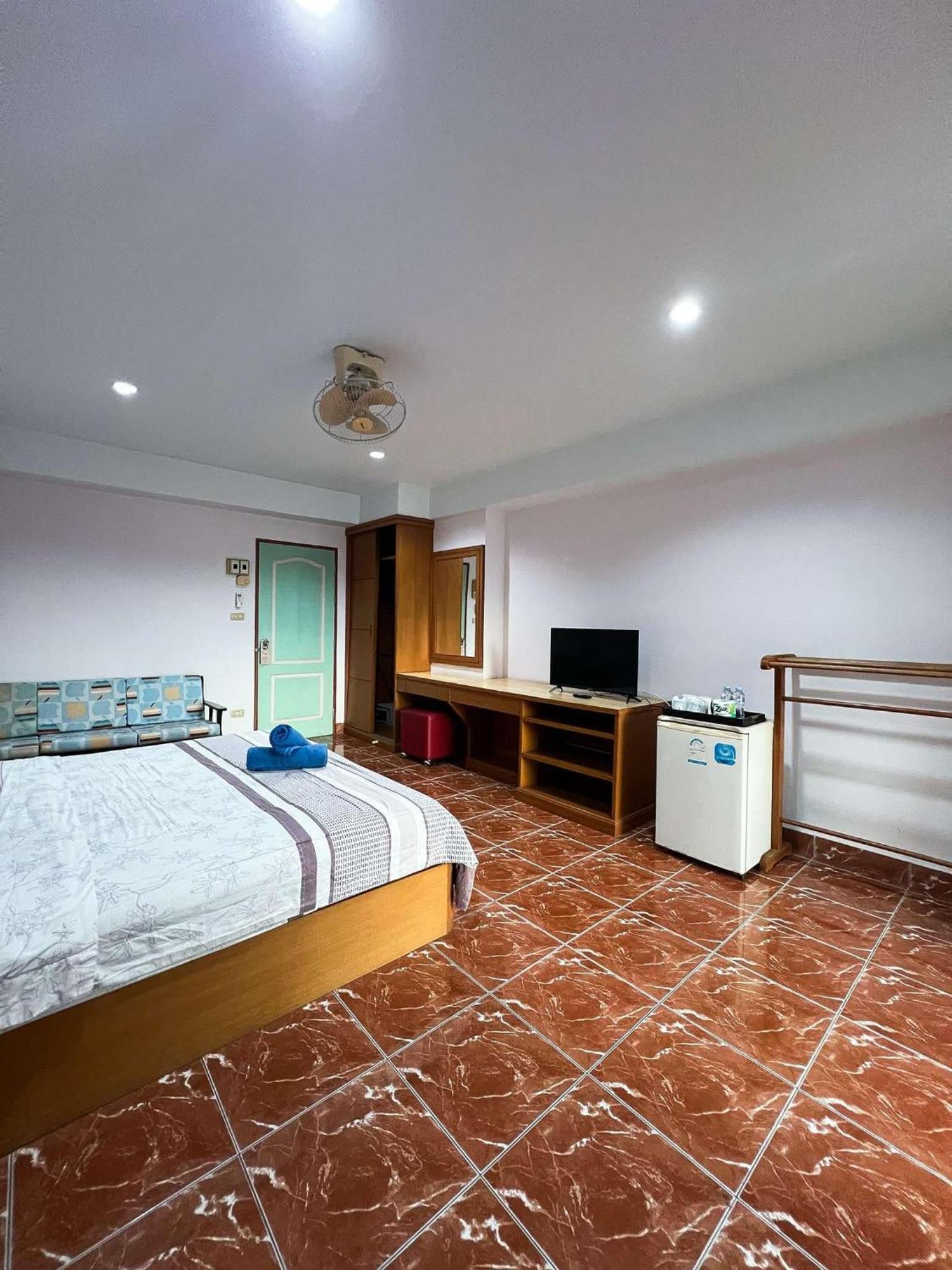 Pattara Mansion พัทยา Hotel Pattaya Bagian luar foto