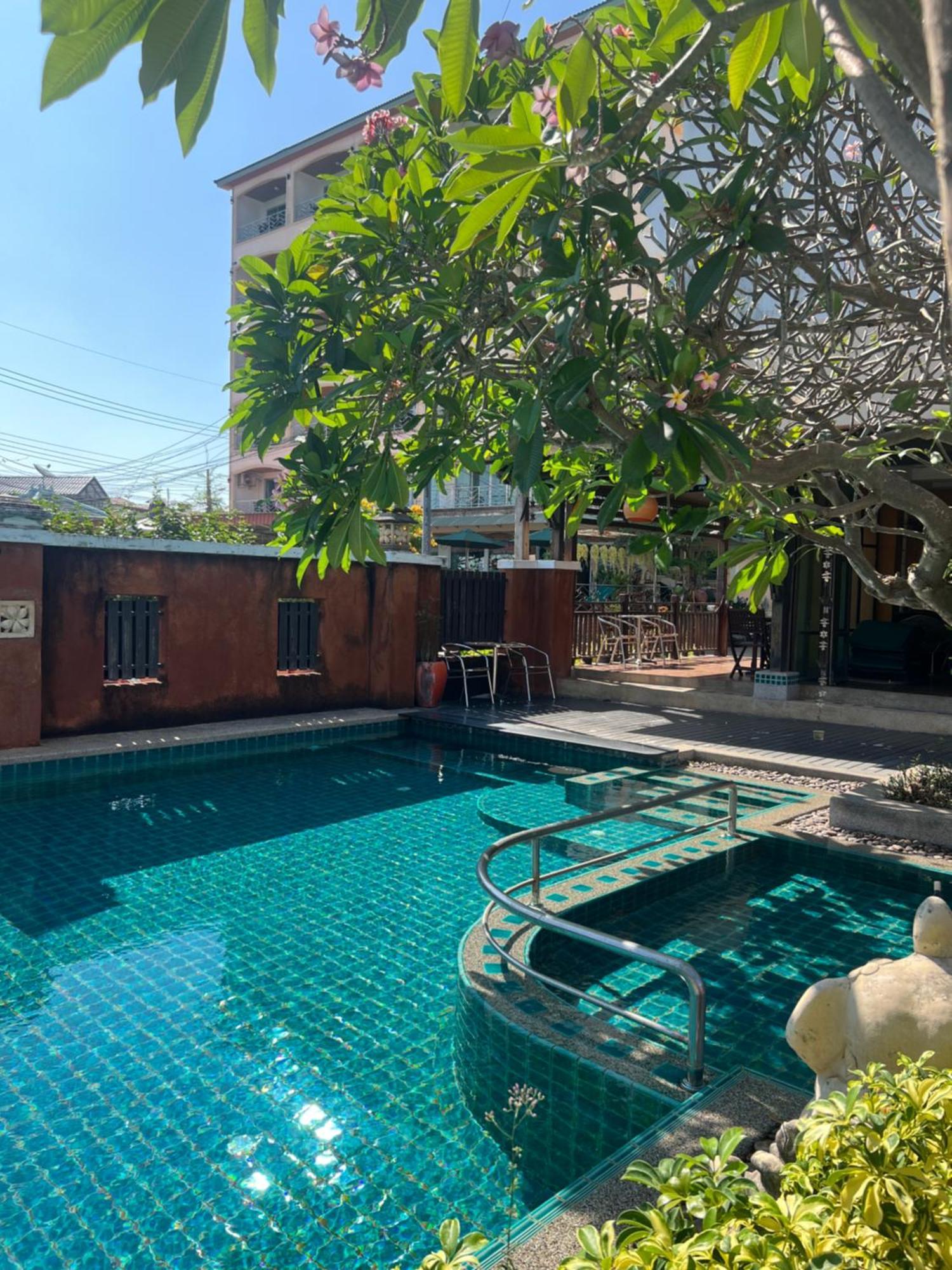 Pattara Mansion พัทยา Hotel Pattaya Bagian luar foto