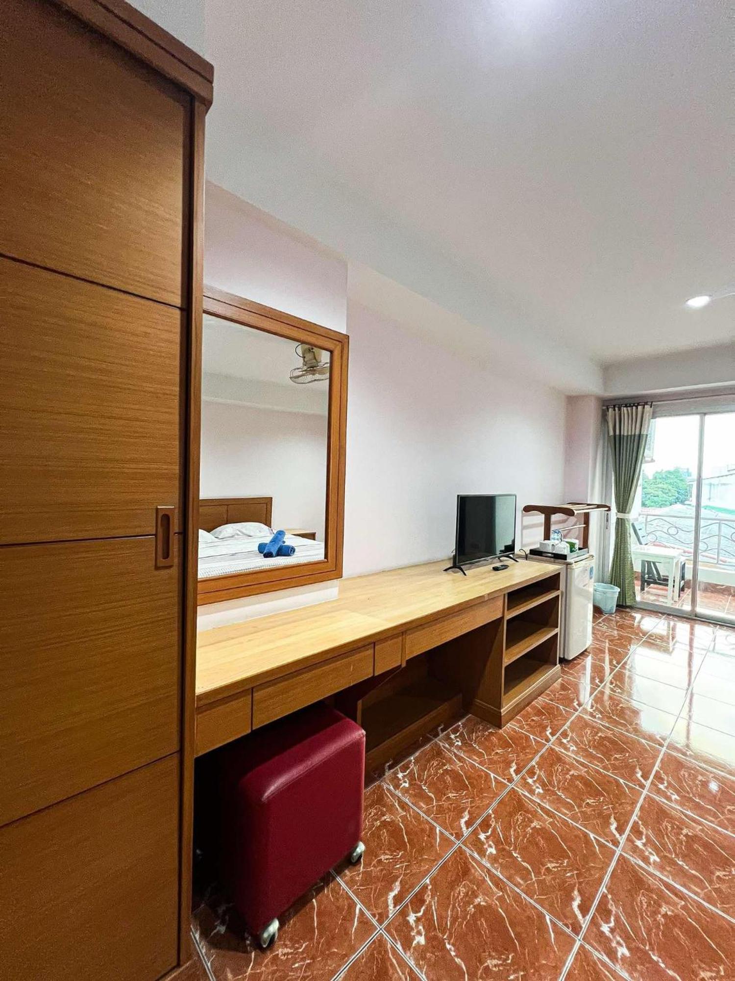 Pattara Mansion พัทยา Hotel Pattaya Bagian luar foto
